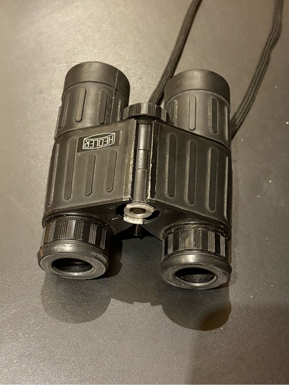 Compact Binoculars - Black hedger binoculars